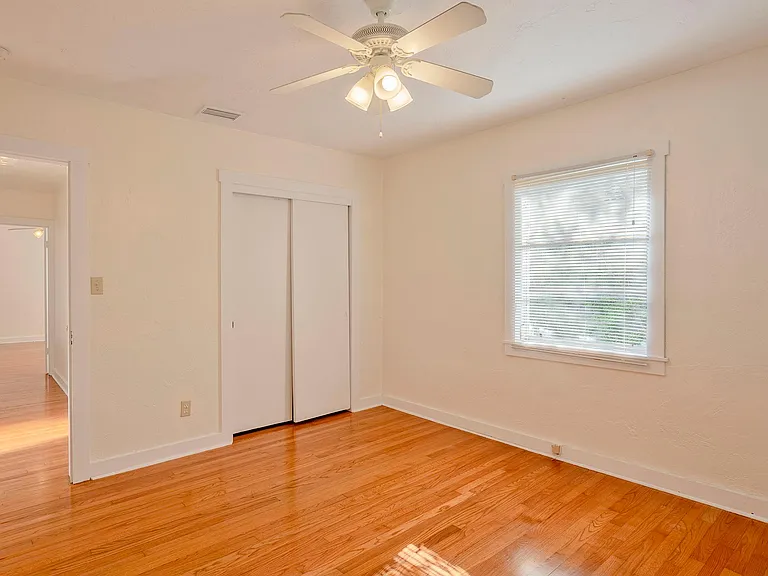 252 Mateo Way NE #A — Photo 7