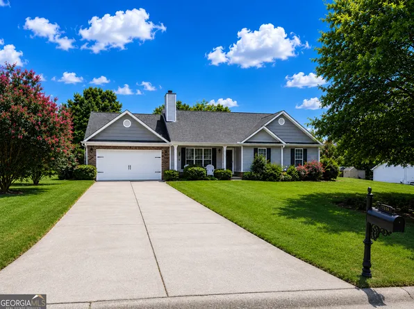 1512 Cardinal Ln, Winder, GA 30680