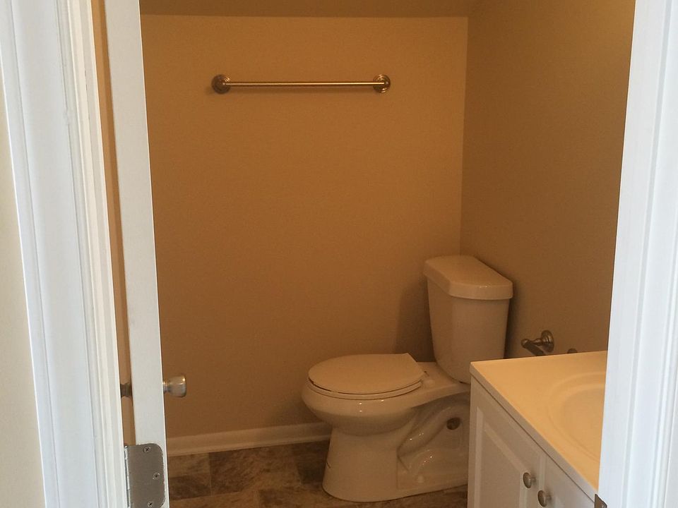 2nd image of 1201 Kefauver St APT B3
