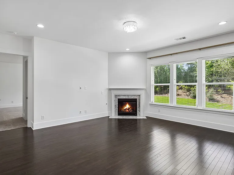 1730 Biscayne Dr — Photo 20