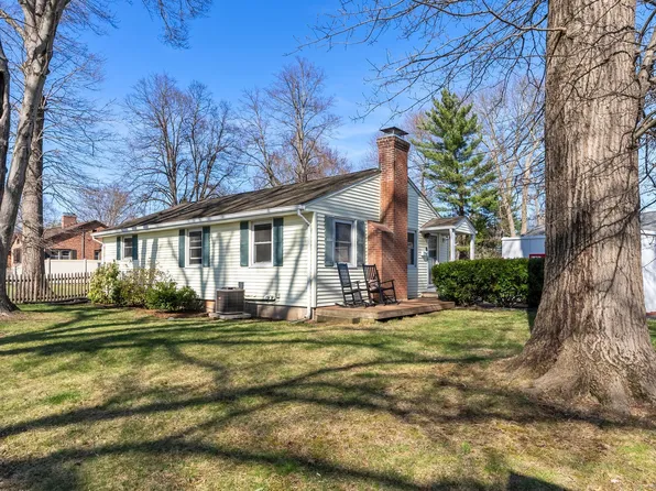 30 Hall Street, West Hartford, CT 06110