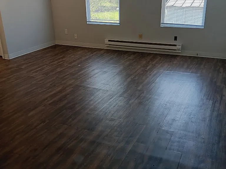 1117 W Roache St — Photo 6