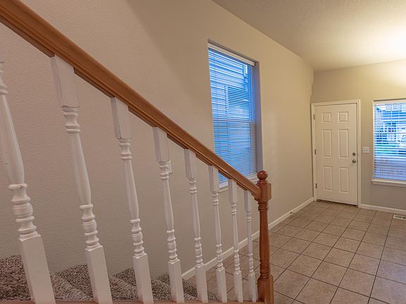 5th image of 13907 NE 62nd Cir