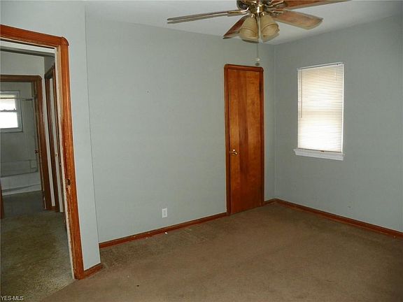 5th image of 4506 W 158th St