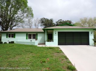 11341 Portsmouth St, Spring Hill, FL 34609