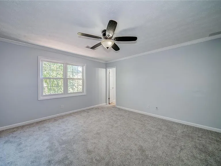 280 Winding River Dr #B — Photo 21