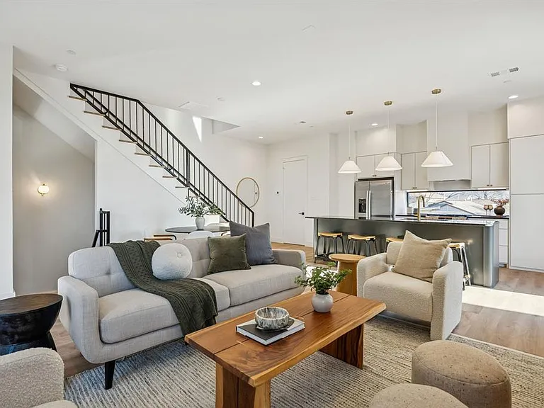 2151 Mail Ave #103 — Photo 4