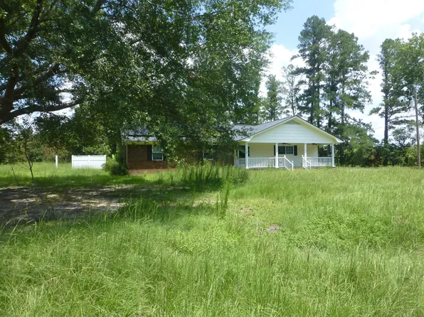 763 Nevils Denmark Rd, Pembroke, GA 31321