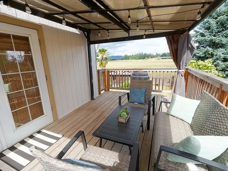Patio off the primary suite