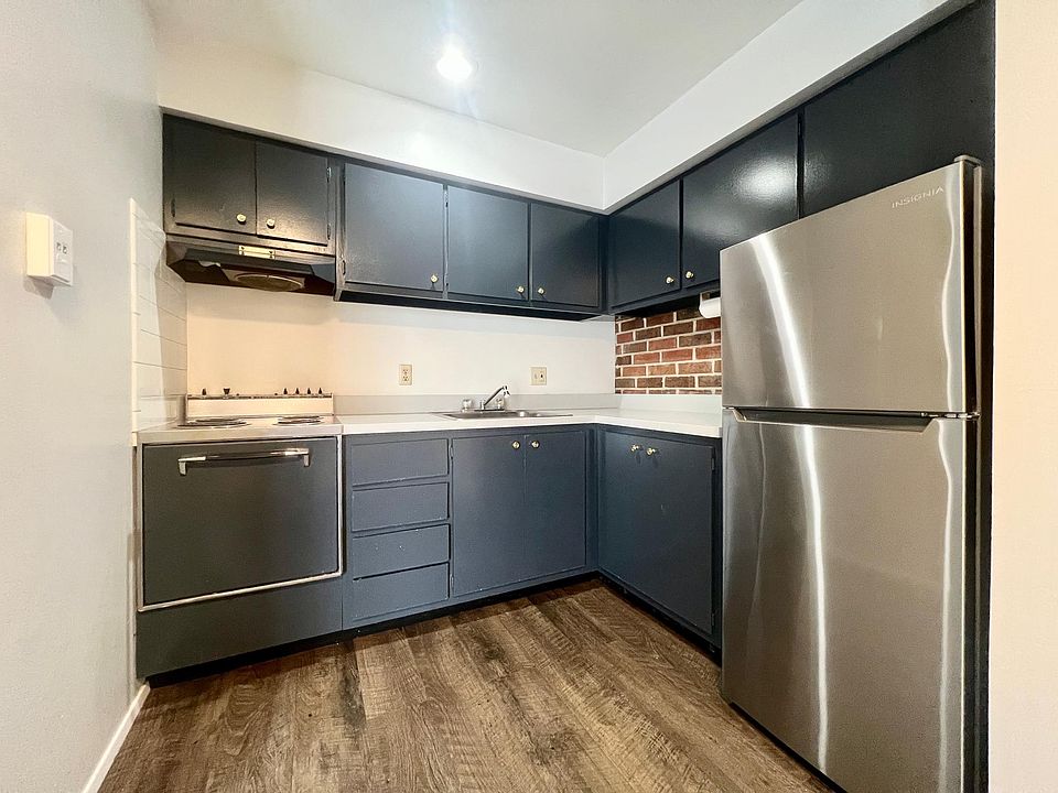 1st image of 9943 Chateau Roi Ct APT A
