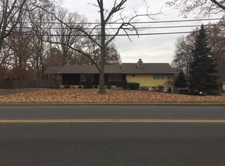 267 Union Hill Rd, Manalapan, NJ 07726