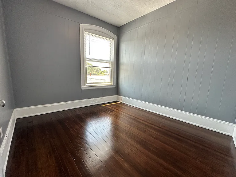 100 Cabot St #7 — Photo 17