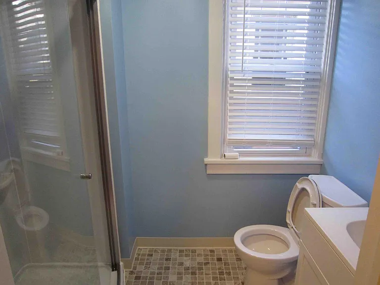 6339 Phillips Ave — Photo 13