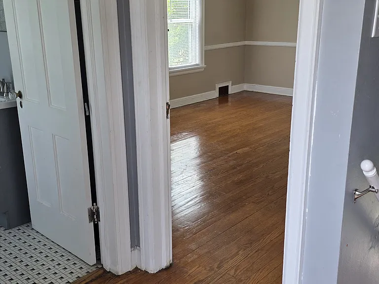 5572 N Bethmaur Ln — Photo 40
