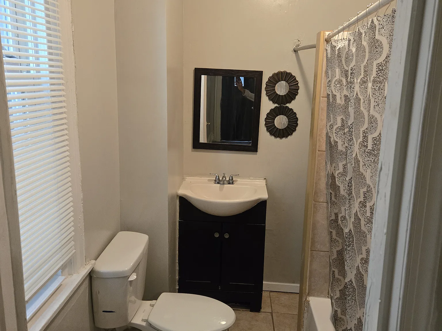 Studio, 500 sqft, $800 — Photo 3