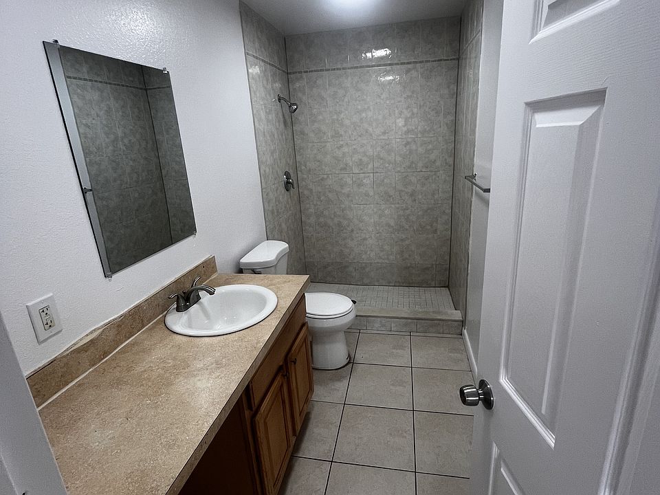 1st image of 2944 NW 55th Ave APT 2B