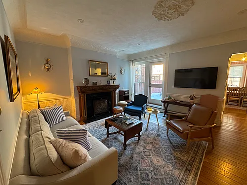 436 Marlborough St #1 Photo 1