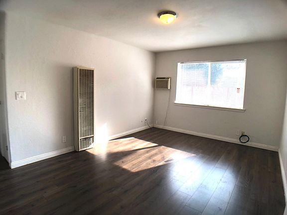 3rd image of 2162 Pacina Dr