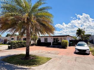 9360 SW 37th St, Miami, FL 33165