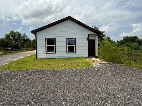 1005 County Road 3556, Cleveland, TX 77327