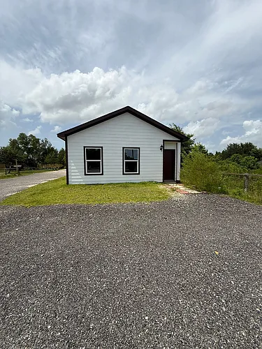 1005 County Road 3556 Photo 1