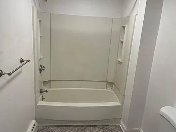 3rd image of 111 River Ave APT 6