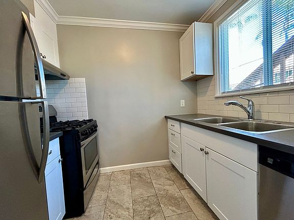 3rd image of 4469 Central Ave #0