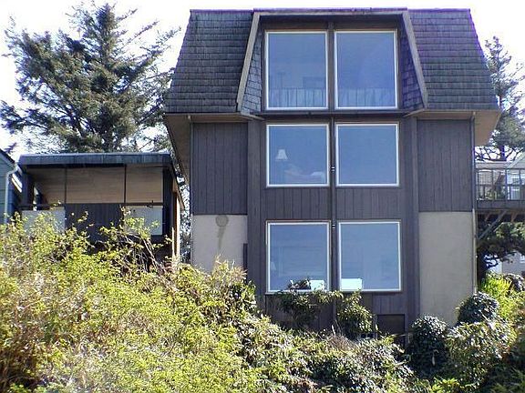 2nd image of 1645 NW 25th St