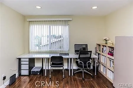 2 bed, 1166 sqft, $3,050 — Photo 2