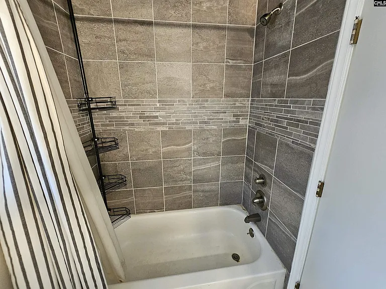 802 S Kilbourne Rd — Photo 12
