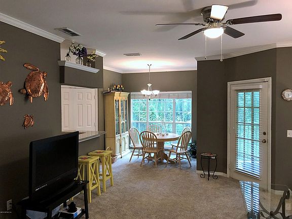 3rd image of 7800 Point Meadows Dr APT 1522