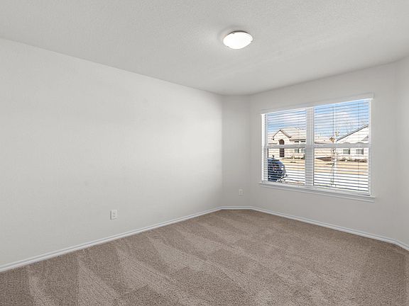 4th image of 5749 Brookville Dr