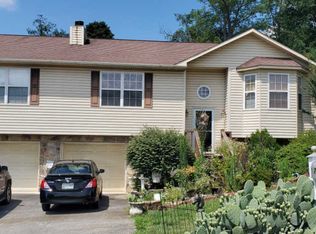 7467 Twin Brooks Blvd, Knoxville, TN 37918