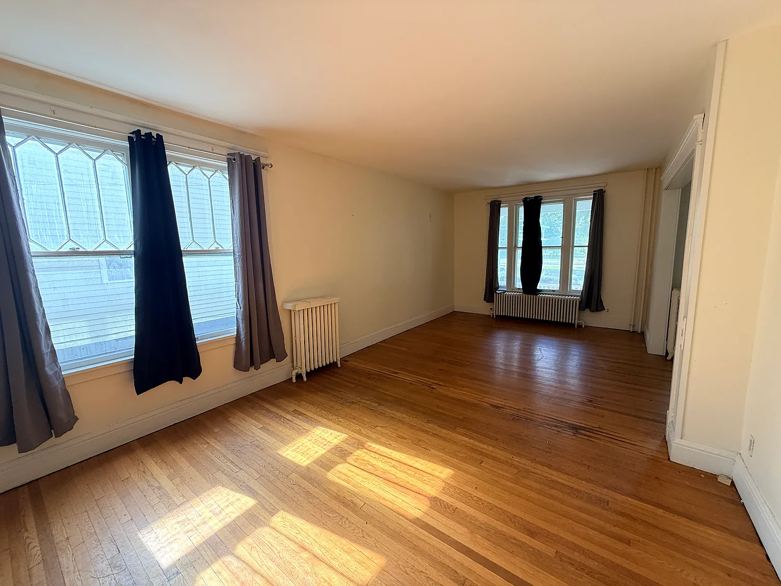 4 bed, 12000 sqft, $2,500 — Photo 4