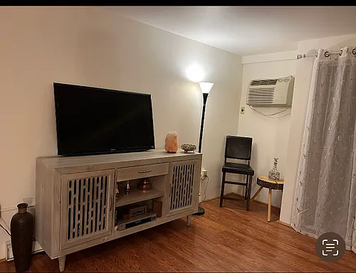 200 Highland Ave Photo 1