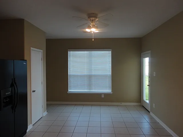 1631 Laura Anne Dr — Photo 3