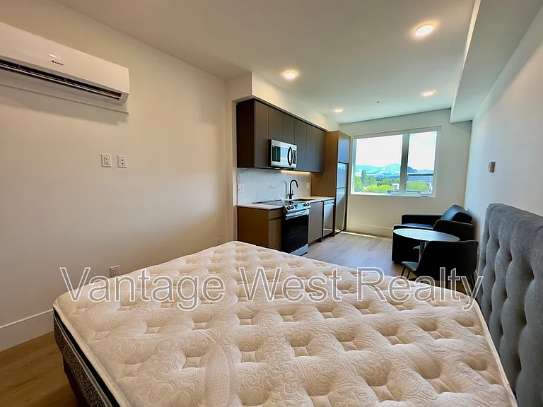 720 Klo Rd #409 — Photo 6