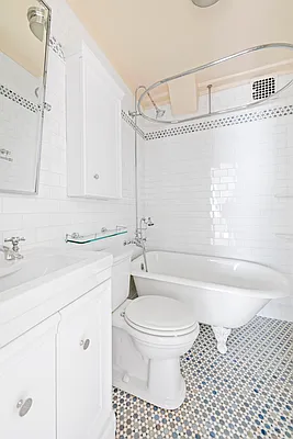 Sold by Compass | media 5