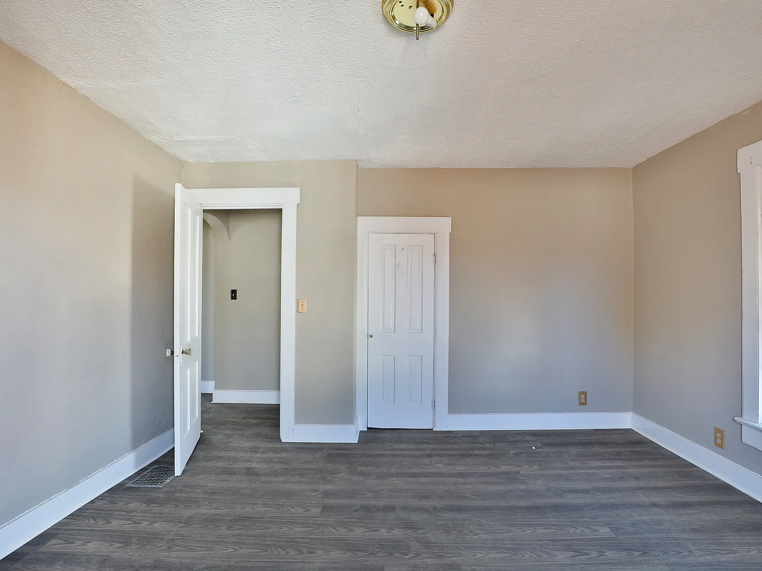 1 bed, 750 sqft, $750 — Photo 4