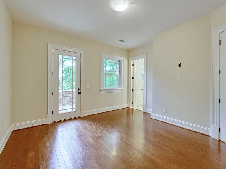 6506 Divine St — Photo 26