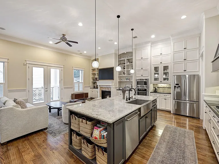 1010 Nicholson St — Photo 11