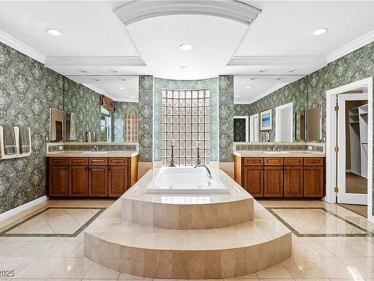 3010 Hammerwood Dr — Photo 34