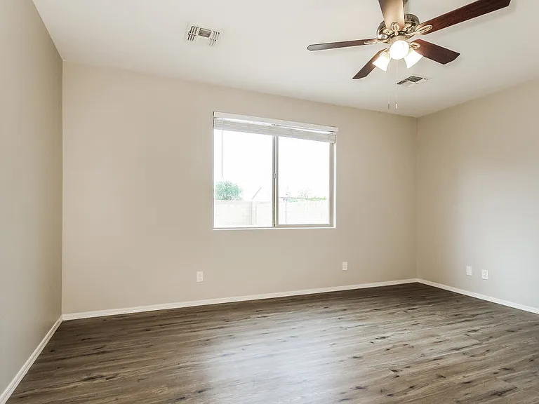6114 S 30th Ln — Photo 7