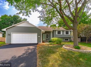 1058 Boston Hill Rd, Eagan, MN 55123