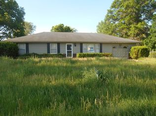 207 Kickapoo St, Easton, KS 66020