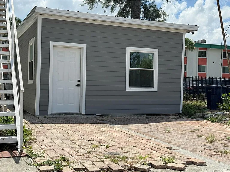401 E Columbus Dr #2 — Photo 13