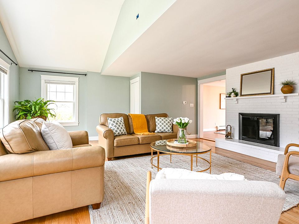 1st image of 5 Oakwood Road