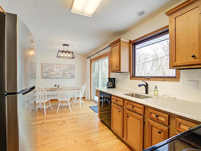 781 Pine Bay Ave — Photo 18