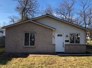 94 Calvert Ave, Waterford, MI