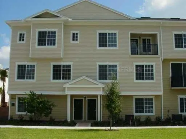 9831 Meadow Field Cir, Tampa, FL 33626